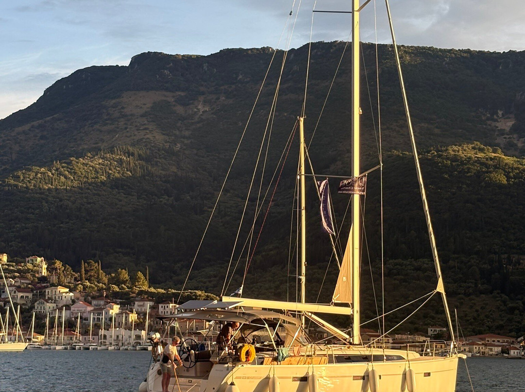 Nisos Yacht Charter-Nidri必去景点