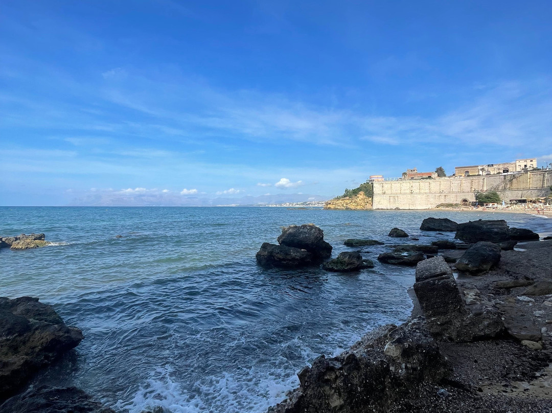 La playa di Castellammare del Golfo-戈尔福海堡必去景点