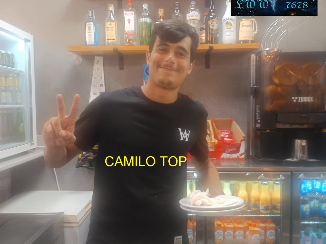 La Perla,cafe Y Restaurang