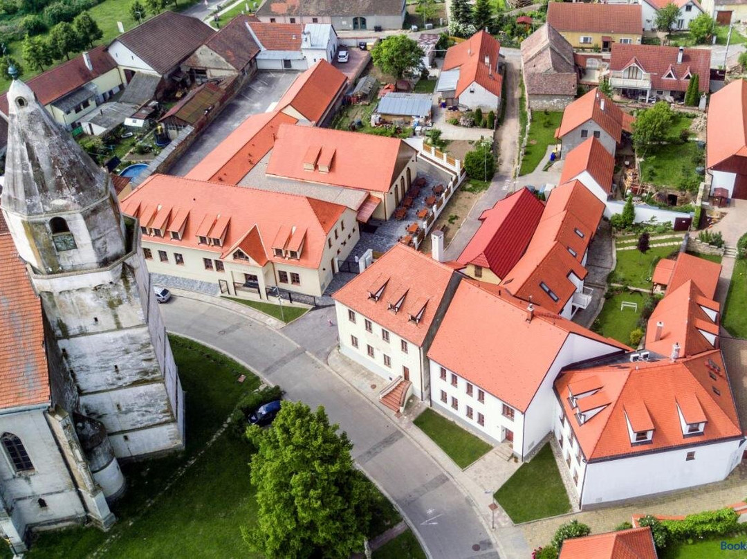 Penziony Hnanice