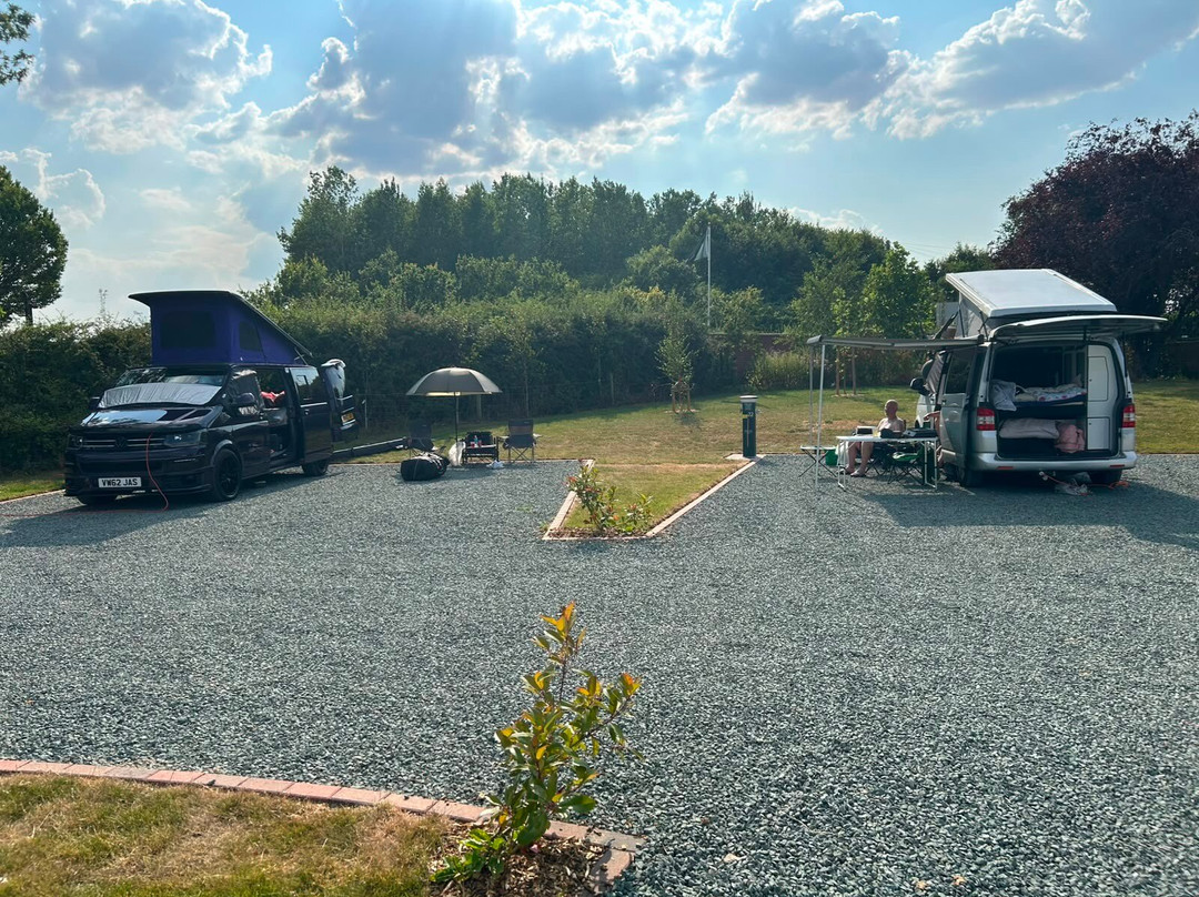 Sunnyside Farm Caravan Park & Fishery