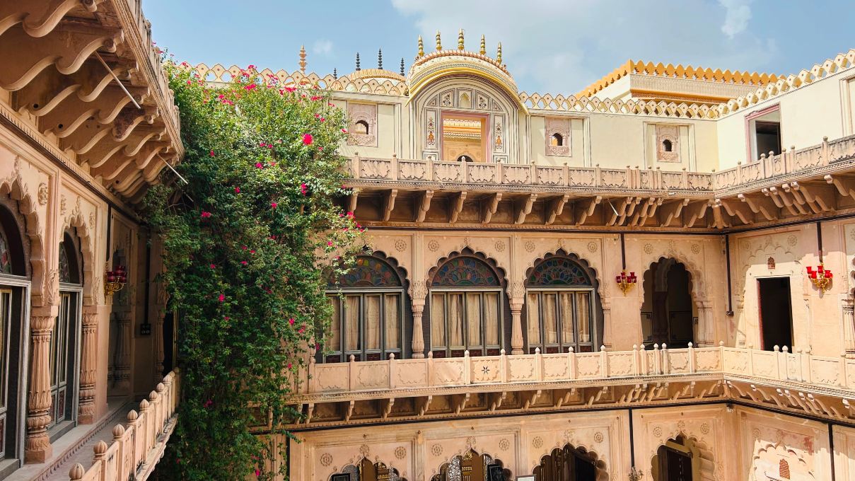 Mahal Khas Palace-旅行者