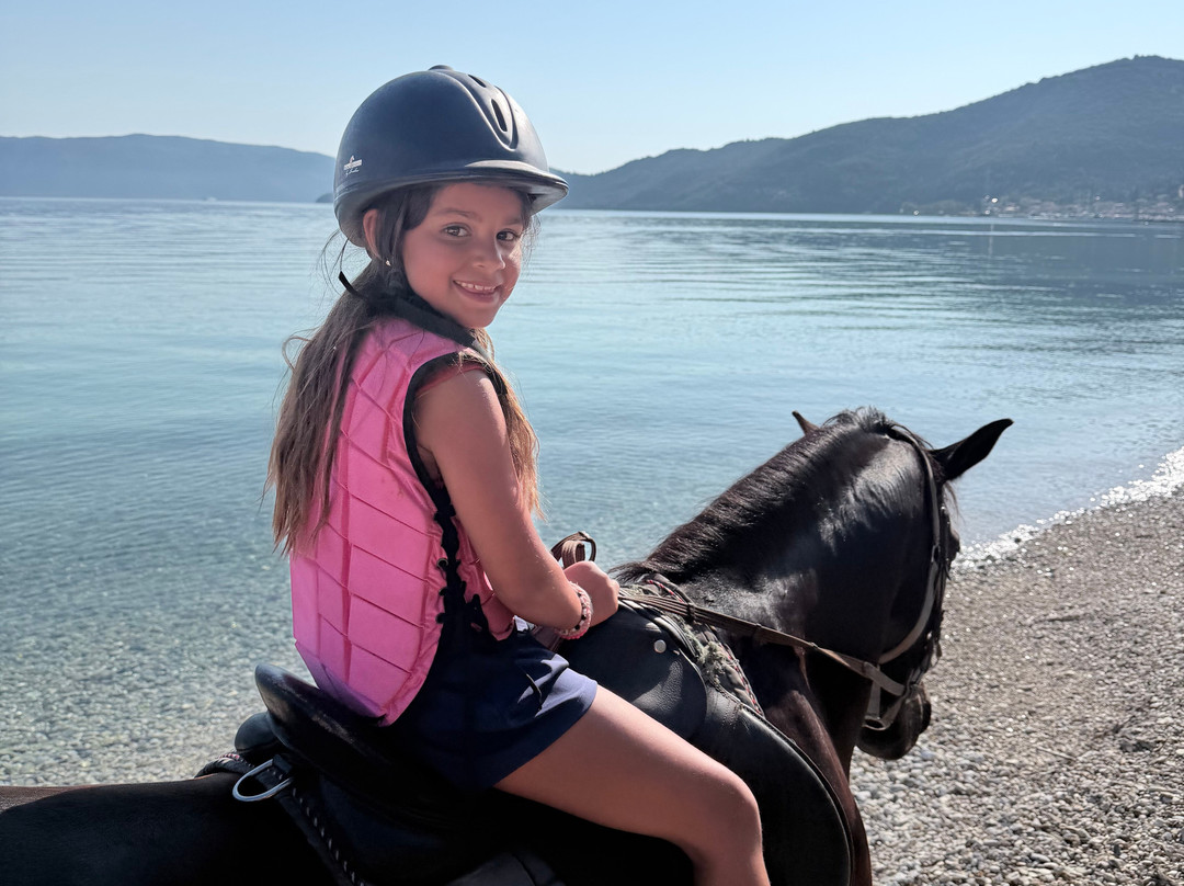 Kefalonia's Horse Riding Stable-萨米必去景点
