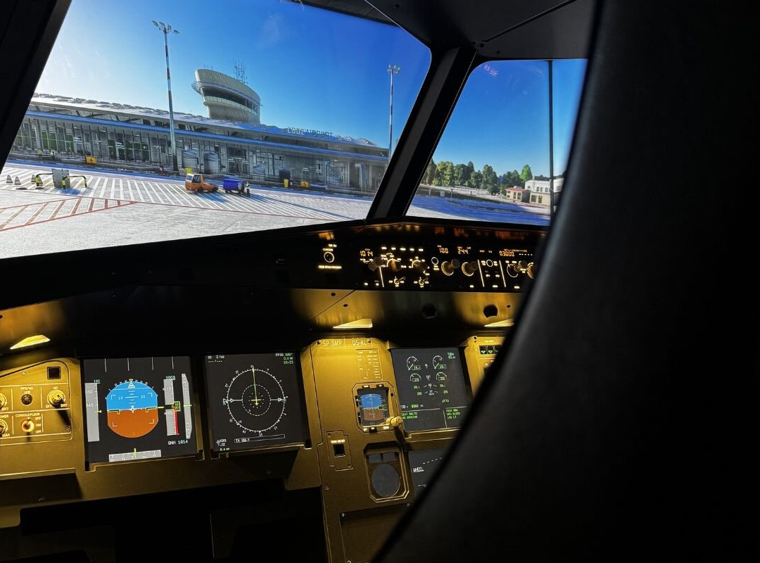 Simair - Flight Simulation Center-华沙必去景点