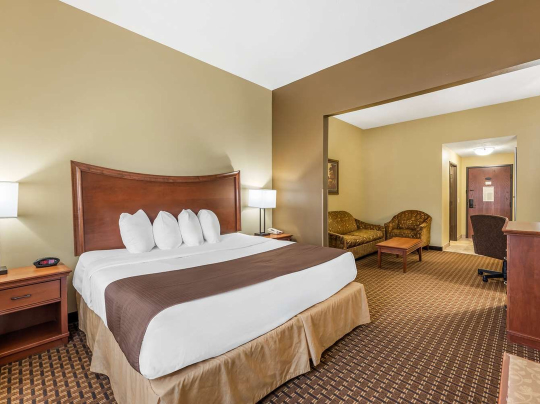 格兰德岛酒店住宿-Best Western Plus Grand Island Inn & Suites