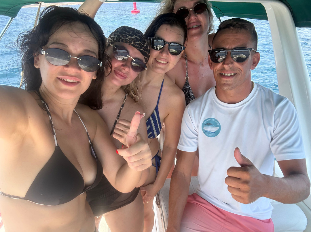 Comino Waves Boat Charters Malta-史克华必去景点