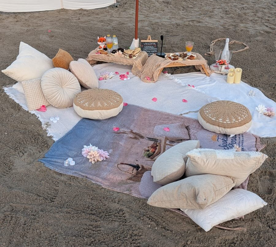 Sunkissed Picnics Santiago-Santiago de la Ribera必去景点
