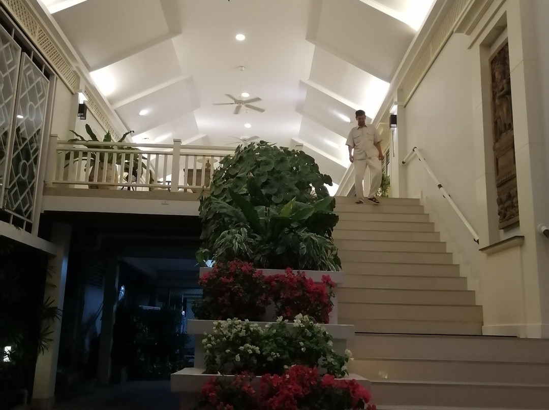 普吉岛凯特睿海湾酒店主图