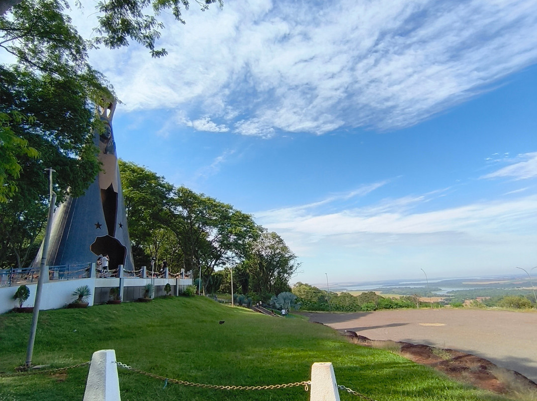 Estatua De Nossa Senhora Aparecida-Itaipulandia必去景点