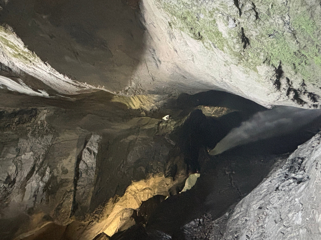 Trummelbach Falls-劳特布龙嫩必去景点
