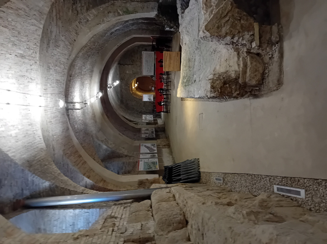 Osimo Turismo - Information Office and Tourist Reception-奥西莫必去景点