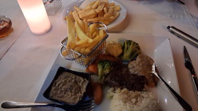Hotel Marbella-旅行者