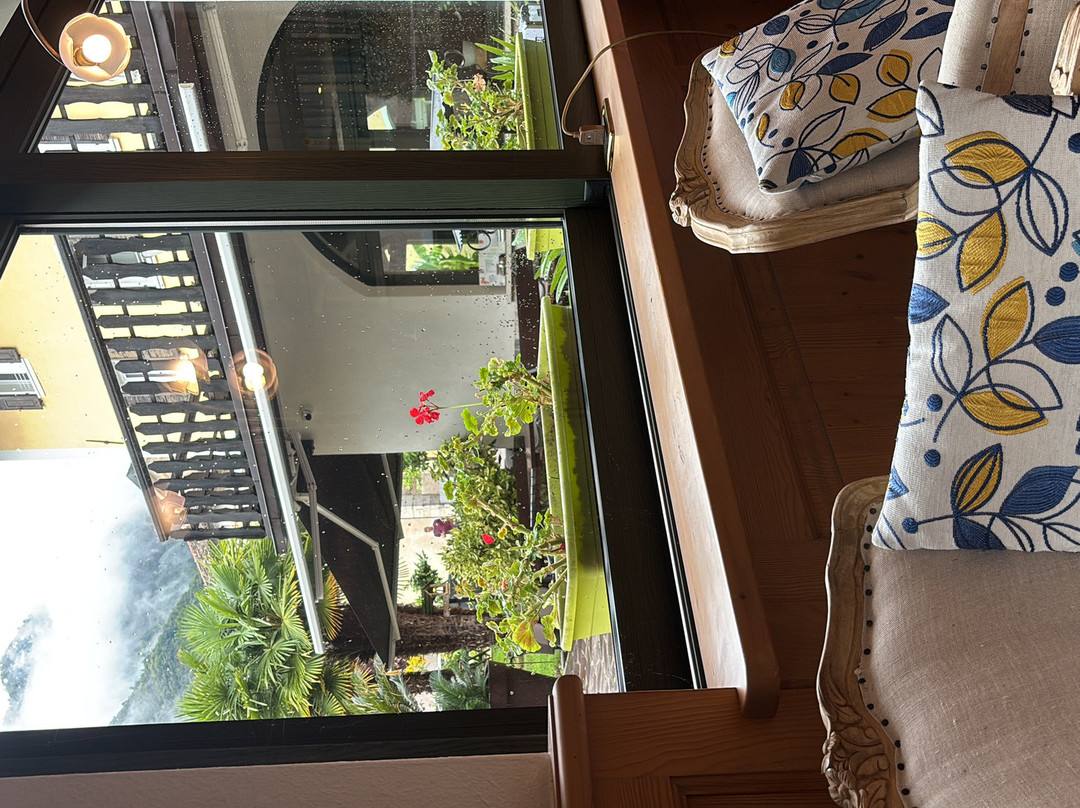 花园酒店主图
