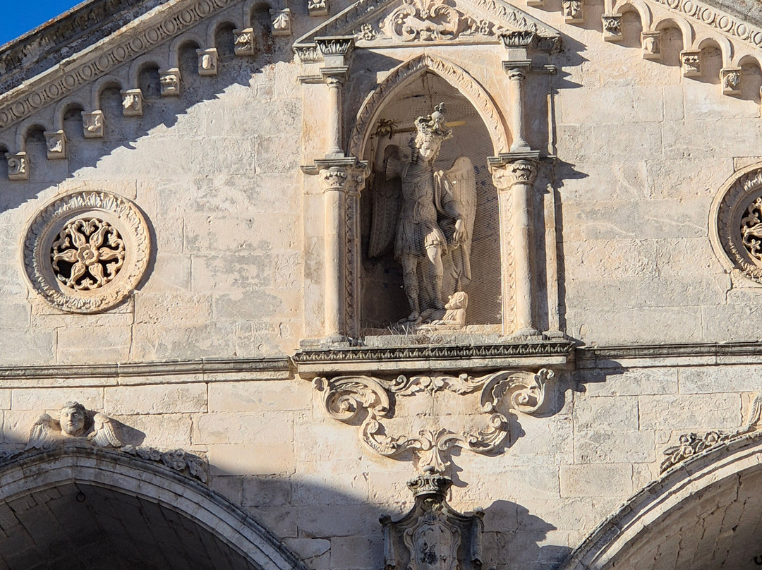 Santuario di San Michele Arcangelo-Monte Sant'Angelo必去景点