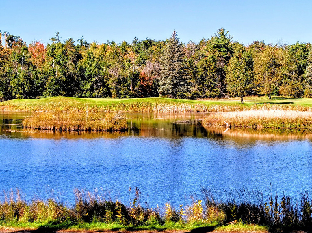 Garland Lodge & Golf Resort主图