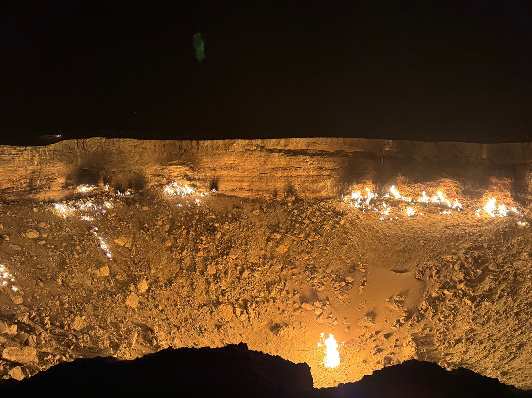 Darvaza Gas Crater-Darvaza必去景点