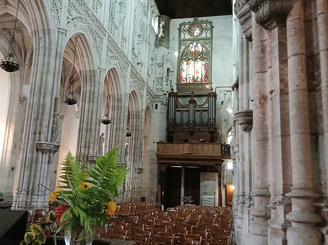 Eglise Saint-Ouen-Pont-Audemer必去景点