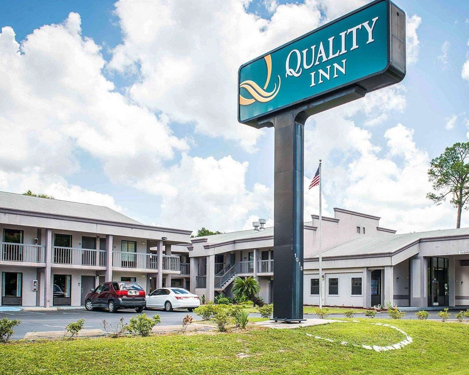 Quality Inn & Conference Center-官方