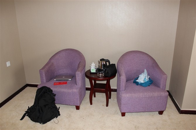 月牙酒店(成都春熙路天府广场地铁站店)-客卧