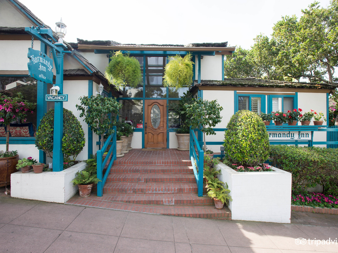 诺曼底旅馆