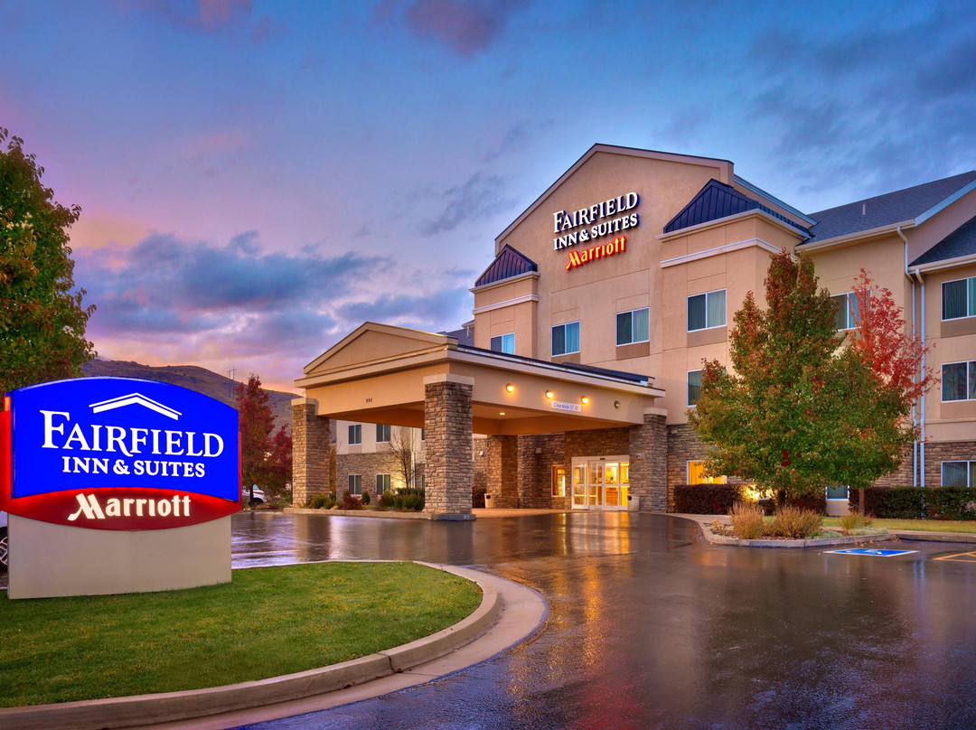 里奇菲尔德费尔菲尔德旅馆&套房酒店主图