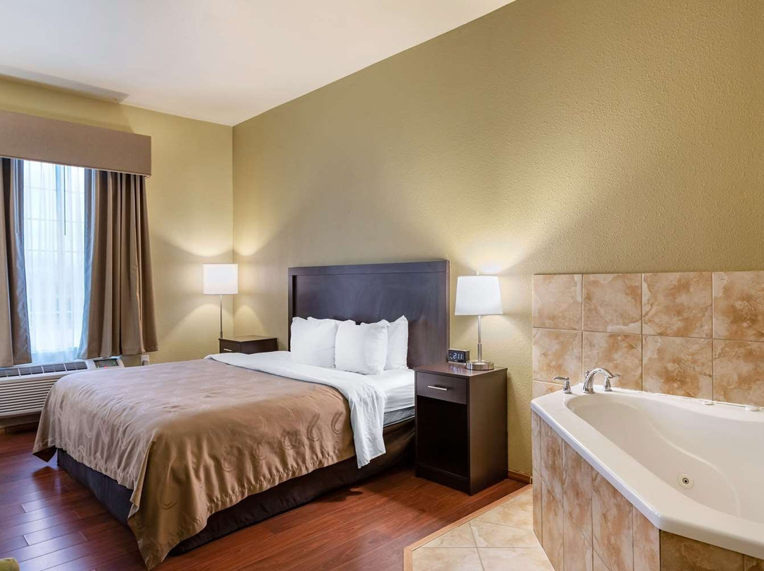 Quality Inn & Suites主图