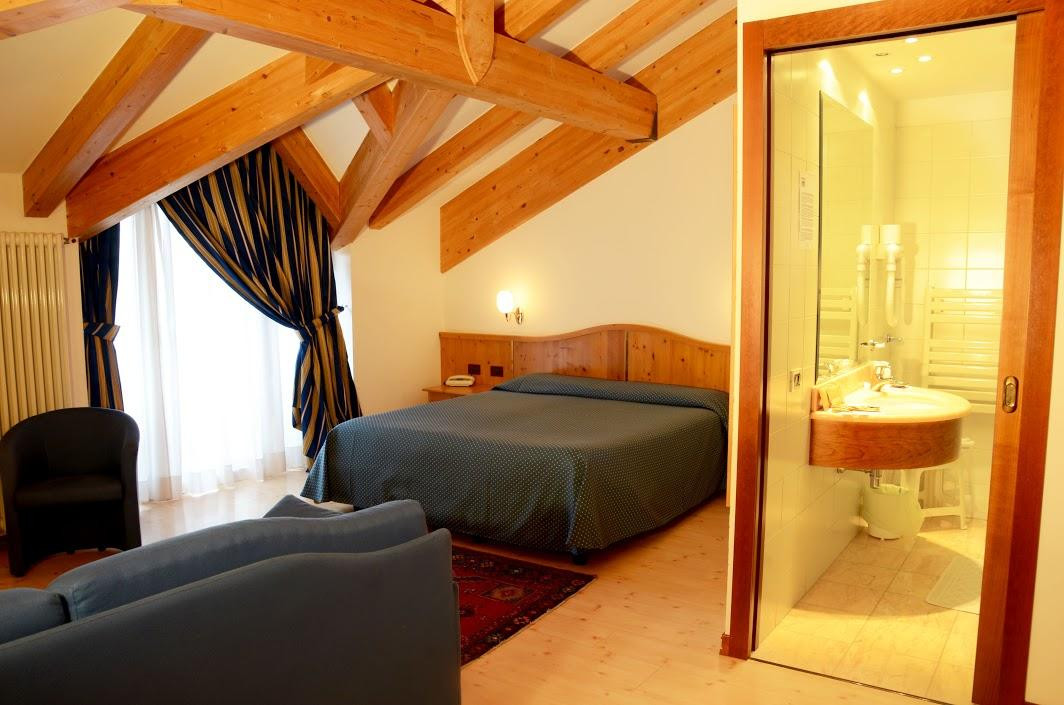 Vigolo Vattaro酒店住宿-Hotel Dolomiti