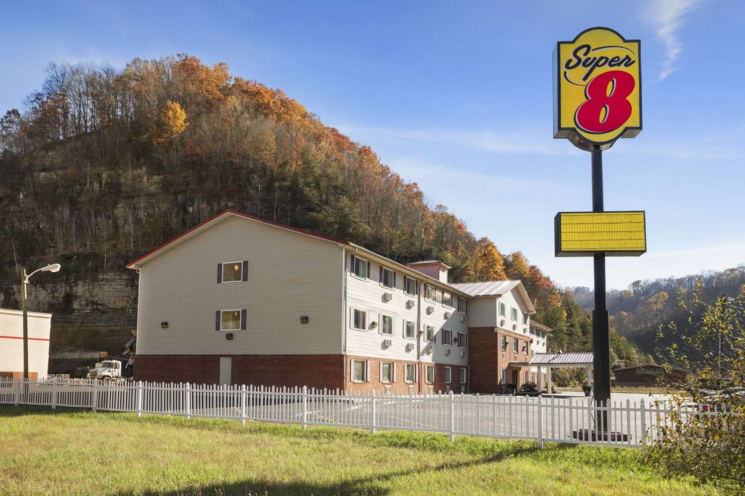 Super 8 by Wyndham Prestonsburg-官方