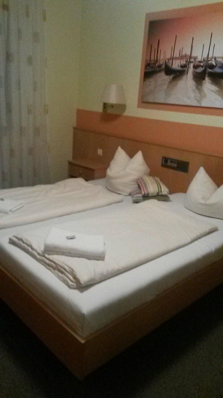 Hotelpension zum Gockl-客卧