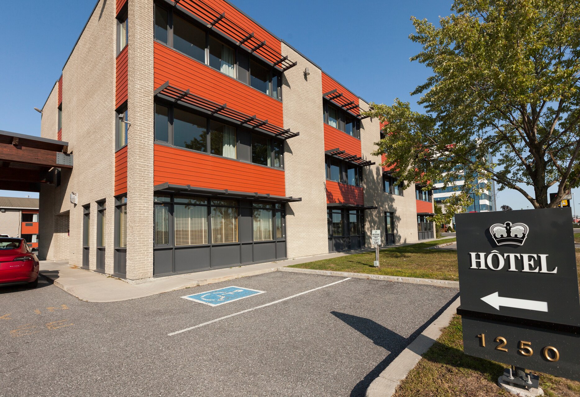 Hotel Le Dauphin Saint-Hyacinthe-官方