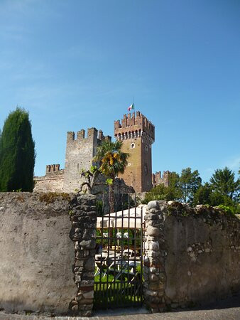 Castello Scaligero景点图片