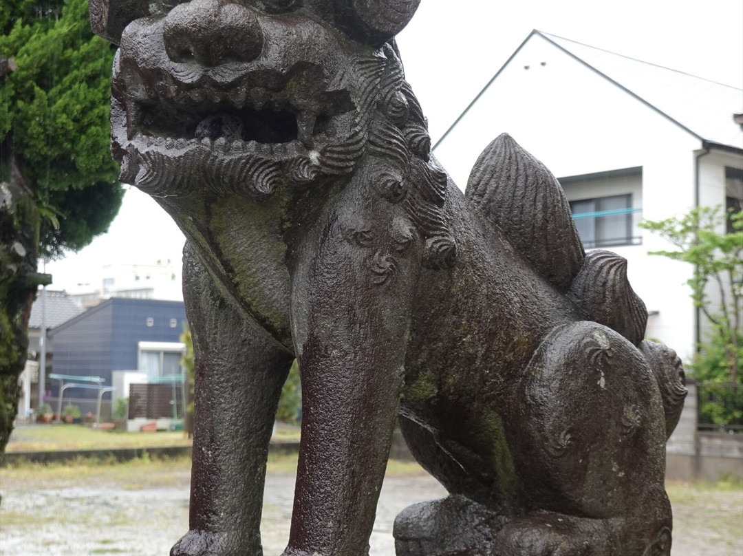 Yatsurugi Shrine景点图片