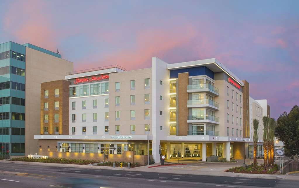 Hampton Inn & Suites LAX El Segundo主图