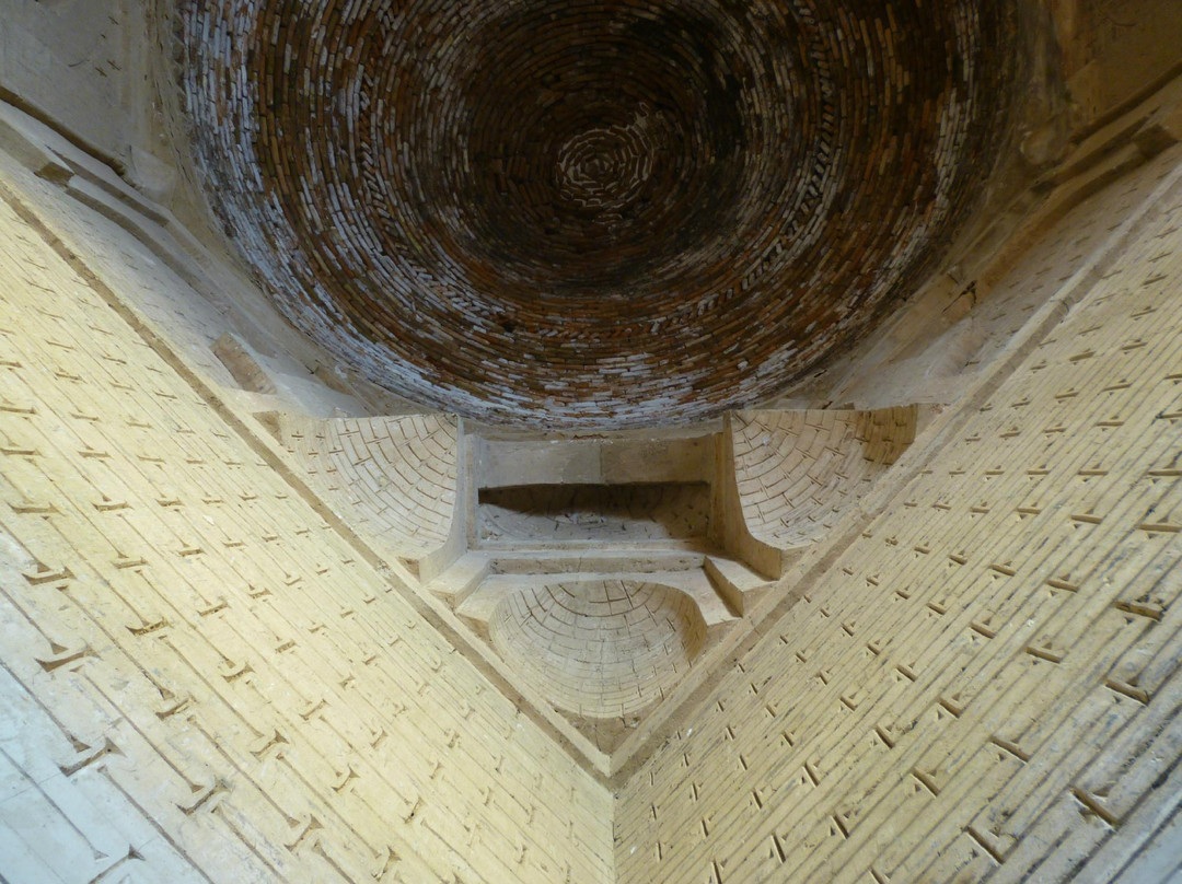 Arab-Ata Mausoleum-Tim必去景点