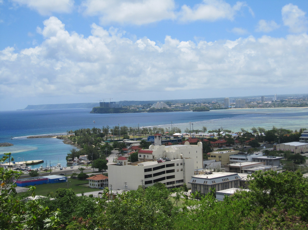 Chalan Pago Ordot旅游景点-拉提石公园