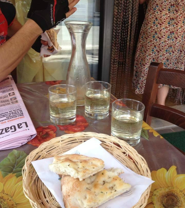 Monzone餐馆和美食-Pizzeria New Castle