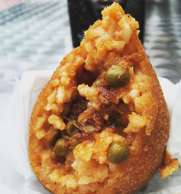 Caronia餐馆和美食-Pizzeria LA TRADIZIONE