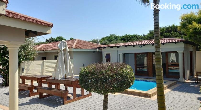 eSangweni Guest House主图