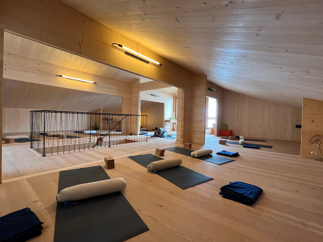 Yoga Goms (Yoga-Studio)