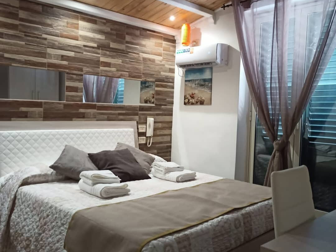 Sferracavallo酒店住宿-Santh Holidays Affitti Brevi