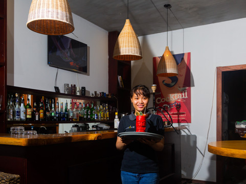 Unique Cocktail & Shisha Bar-Duong To必去景点