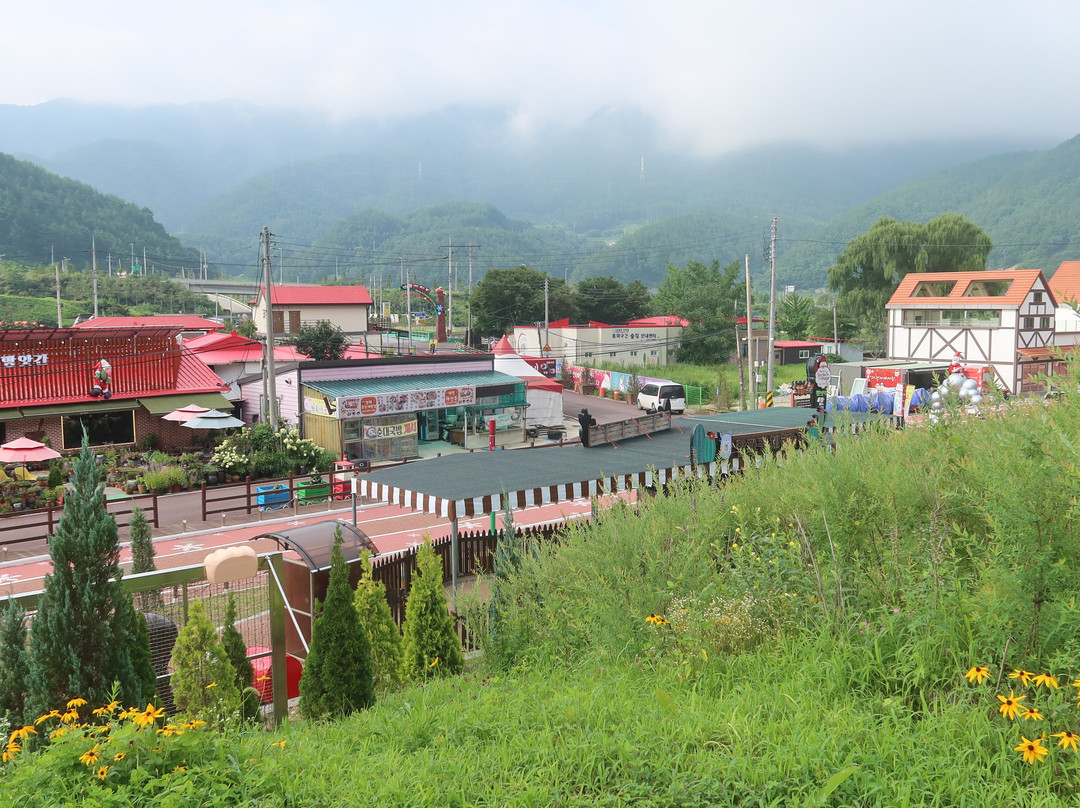 Buncheon Santa Village