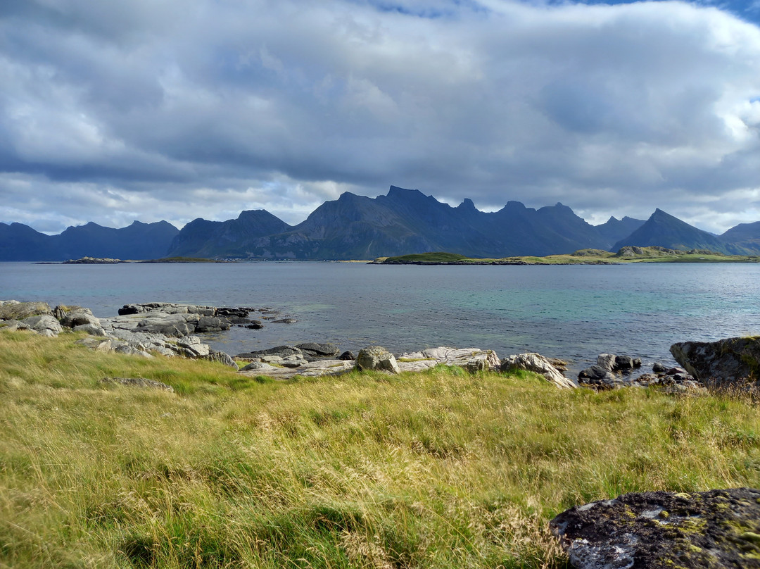 Mulstøa Coastal Path景点图片