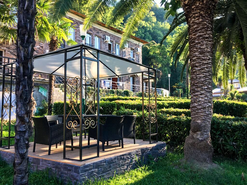 SkyTerra Park Hotel主图