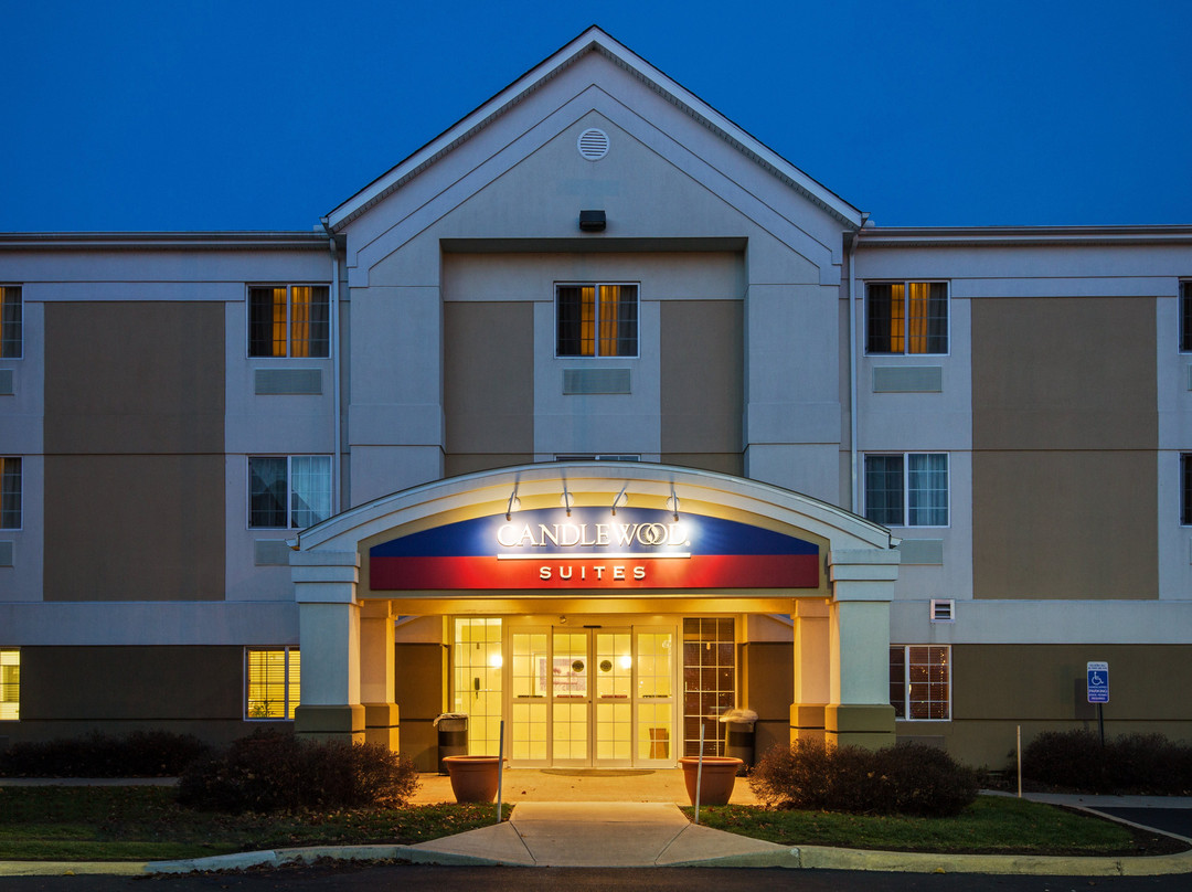 Candlewood Suites Windsor Locks Bradley Arpt by IHG主图