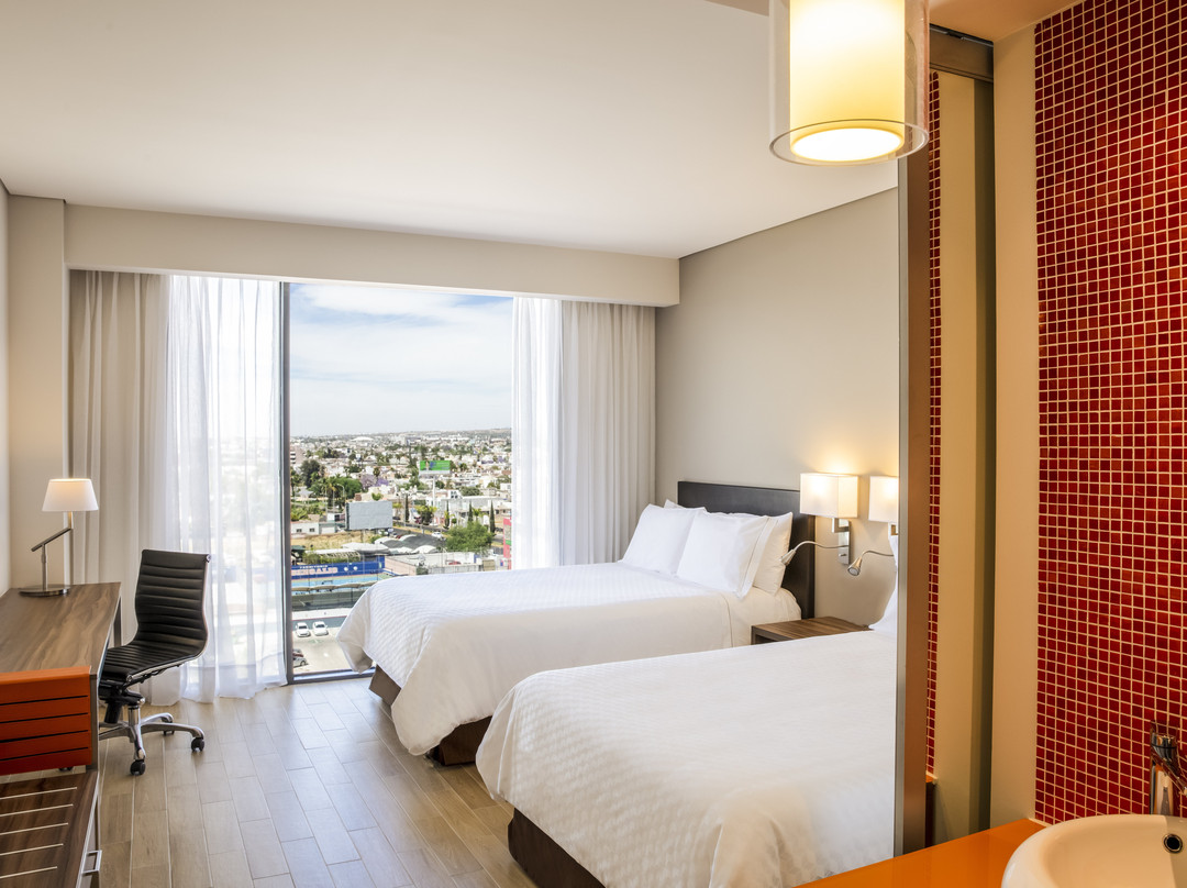 Fiesta Inn Aguascalientes Patio主图