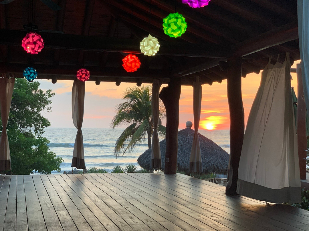 Present Moment Retreat主图