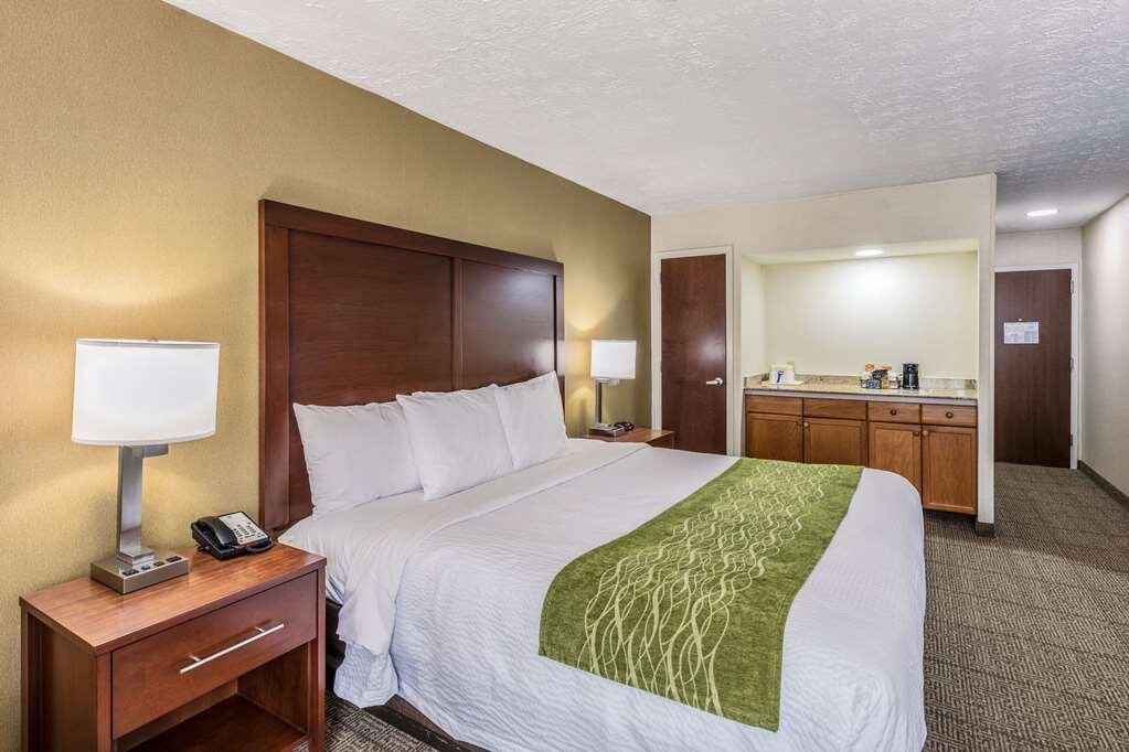 Comfort Inn Medford-Long Island主图