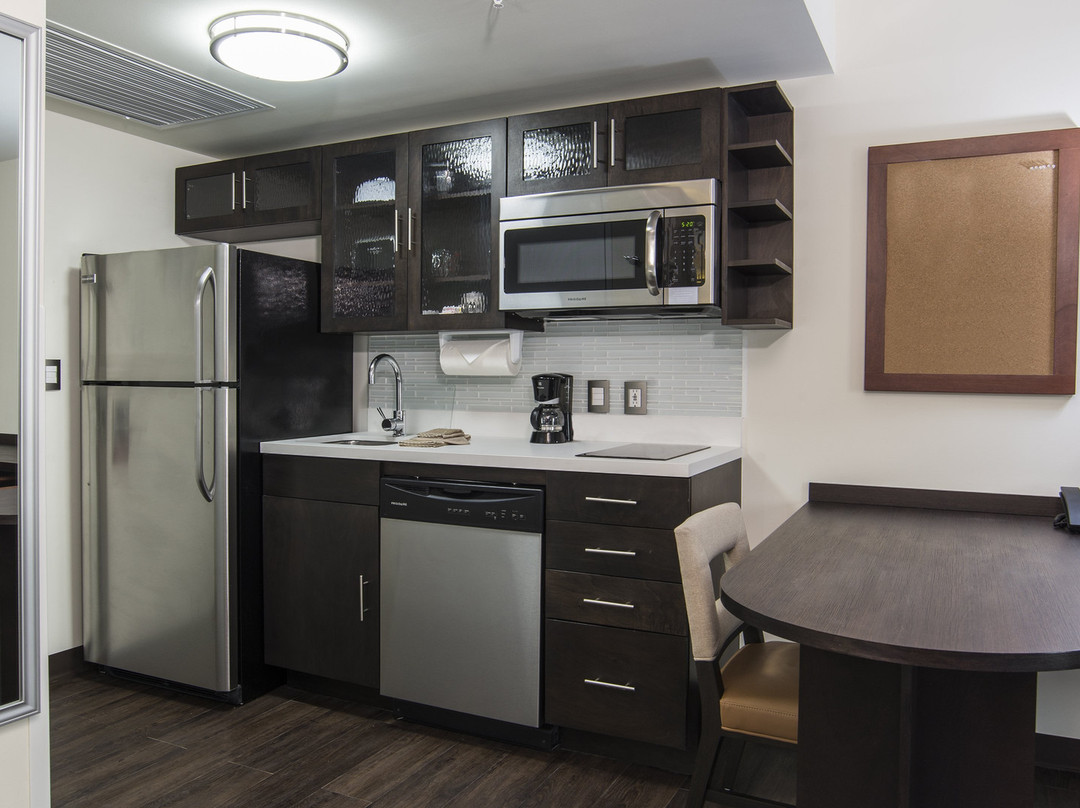 Candlewood Suites Queretaro Juriquilla by IHG主图