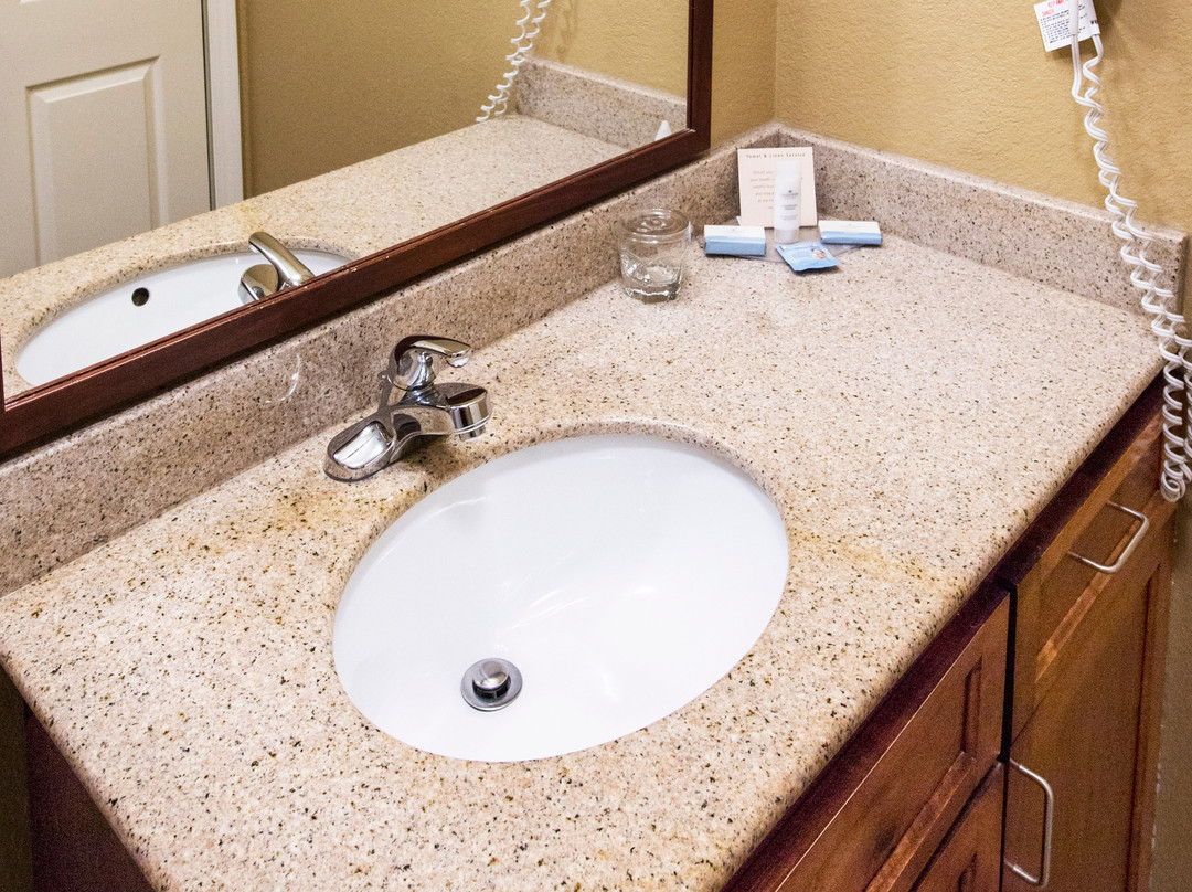 Candlewood Suites Macon by IHG主图